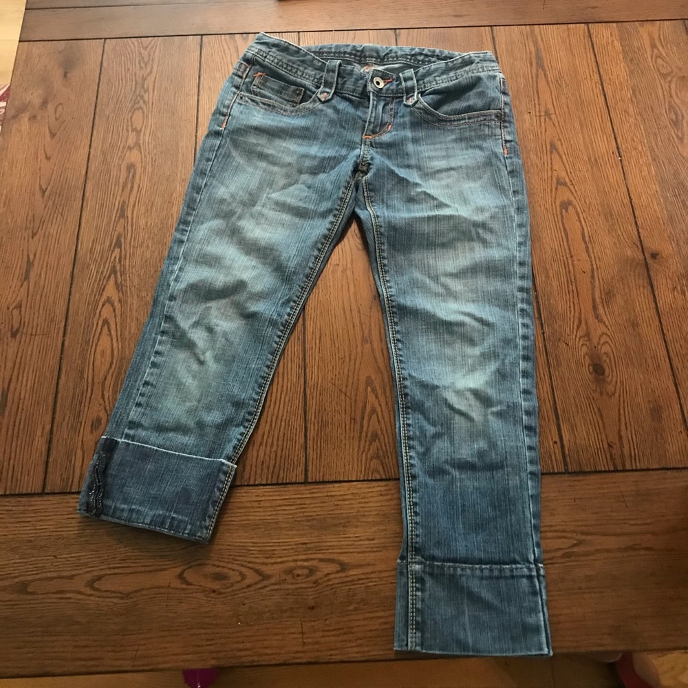 Express Denim Capri jeans